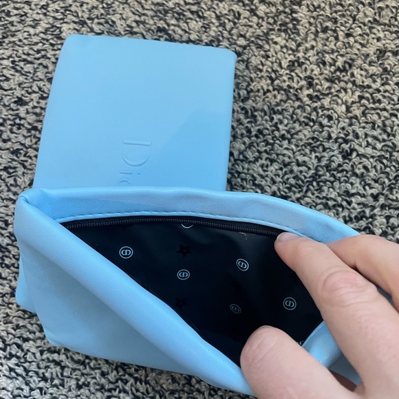 DIOR Make up Pouch Set of Two - Picture 5 of 6